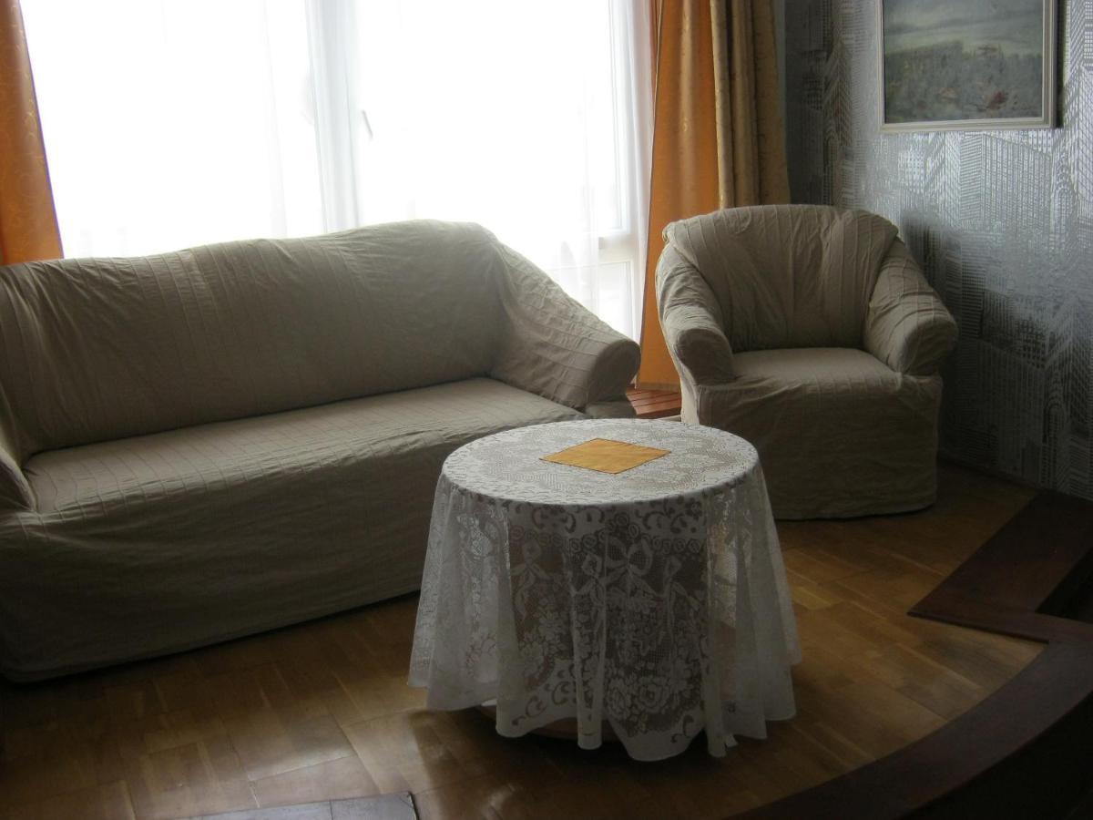 Kitti Apartman บาลาตงโบกลาร์ ภายนอก รูปภาพ