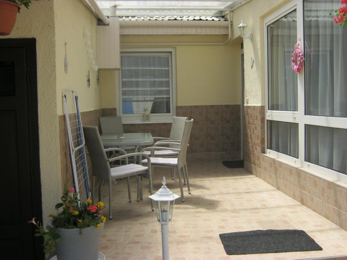 Kitti Apartman บาลาตงโบกลาร์ ภายนอก รูปภาพ